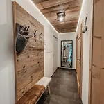 Oldwood Chalet - Design Chalet & Balcony * פוגן