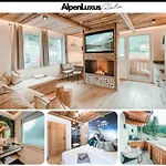 בית נופש Oldwood Chalet - Design Chalet & Balcony פוגן