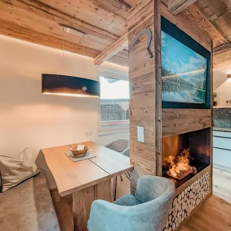 Oldwood Chalet - Alpenluxus Collection Fügen