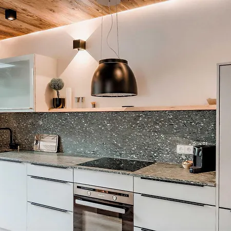 Holiday home Oldwood - Design & Balcony Fuegen