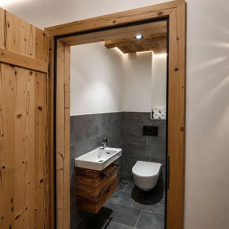 Oldwood - Design & Balcony بيت للعطل *