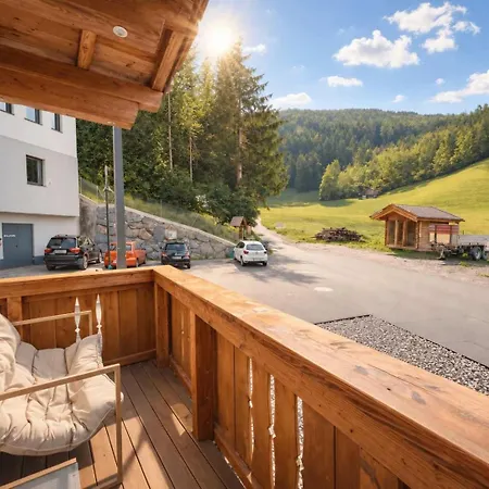 Vakantiehuis Oldwood - Design & Balcony *