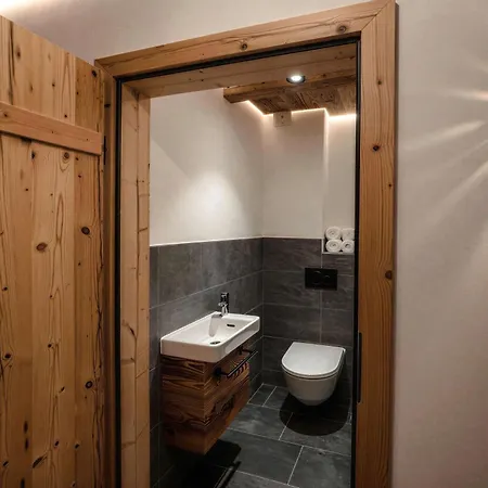 Oldwood - Design & Balcony Holiday home *