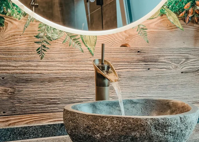 Oldwood - By Alpenluxus Collection Fügen