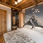 Tatil Evi Oldwood Chalet - Design Chalet & Balcony *